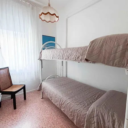 Apartmán With A - C In 55217